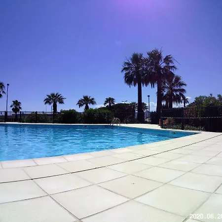 127, Vue Et Piscine, Port Santa Lucia 公寓